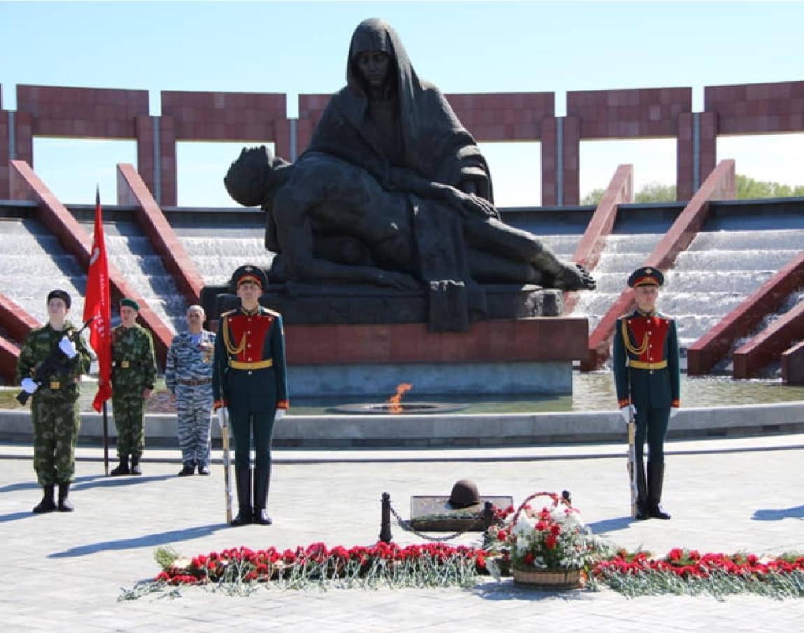 Мемориальное кладбище в мытищах. Федеральное мемориальное кладбище Мытищи. Федеральное военное кладбище в Мытищах. Военный мемориальный комплекс Мытищи. Мемориал военное кладбище Мытищи.